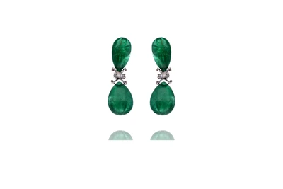 Paio di orecchini con smeraldi e diamanti - Asta Tesori di Pasqua - Gioielli da riscoprire