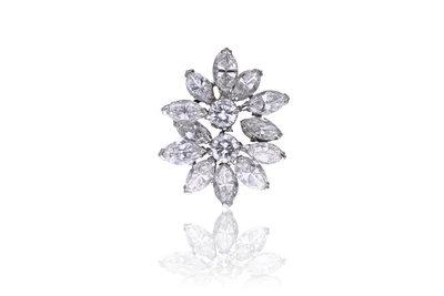 Ciondolo con diamanti - Asta Primavera d'Oro - Gioielli in fiore