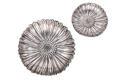 Gianmaria Buccellati, coppia di piattini in argento - Asta Primavera d'Oro - Gioielli in fiore