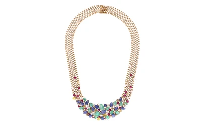 Scavia, collana con smeraldi, zaffiri, rubini, diamanti, perle e quarzi - Asta Primavera d'Oro - Gioielli in fiore
